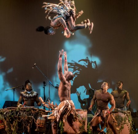 Afrique en cirque à la TOHU : un spectacle plus musical que circassien