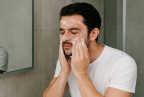 Les solutions nettoyantes essentielles pour une peau saine!